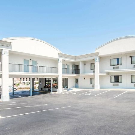 The Longleaf Hotel Raleigh Exterior foto