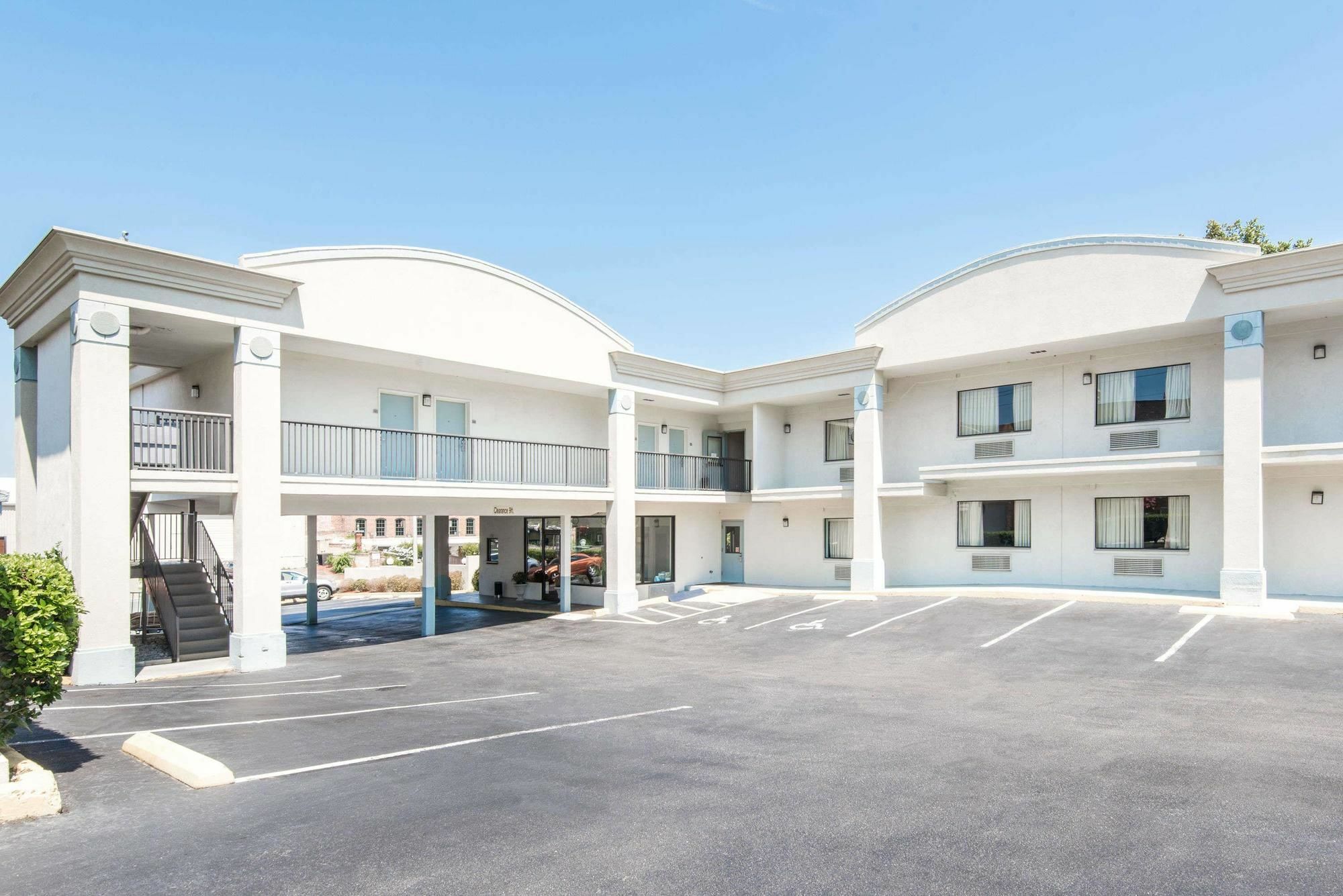 The Longleaf Hotel Raleigh Exterior foto